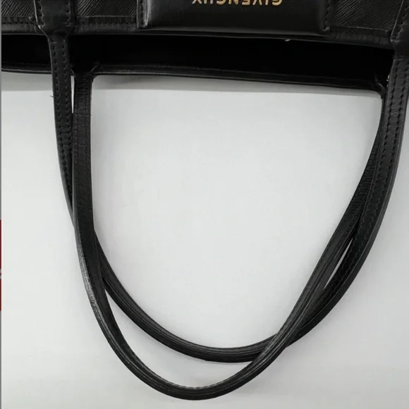 Givenchy Antigona Rottweiler tote bag with small pouch - Picture 12 of 16